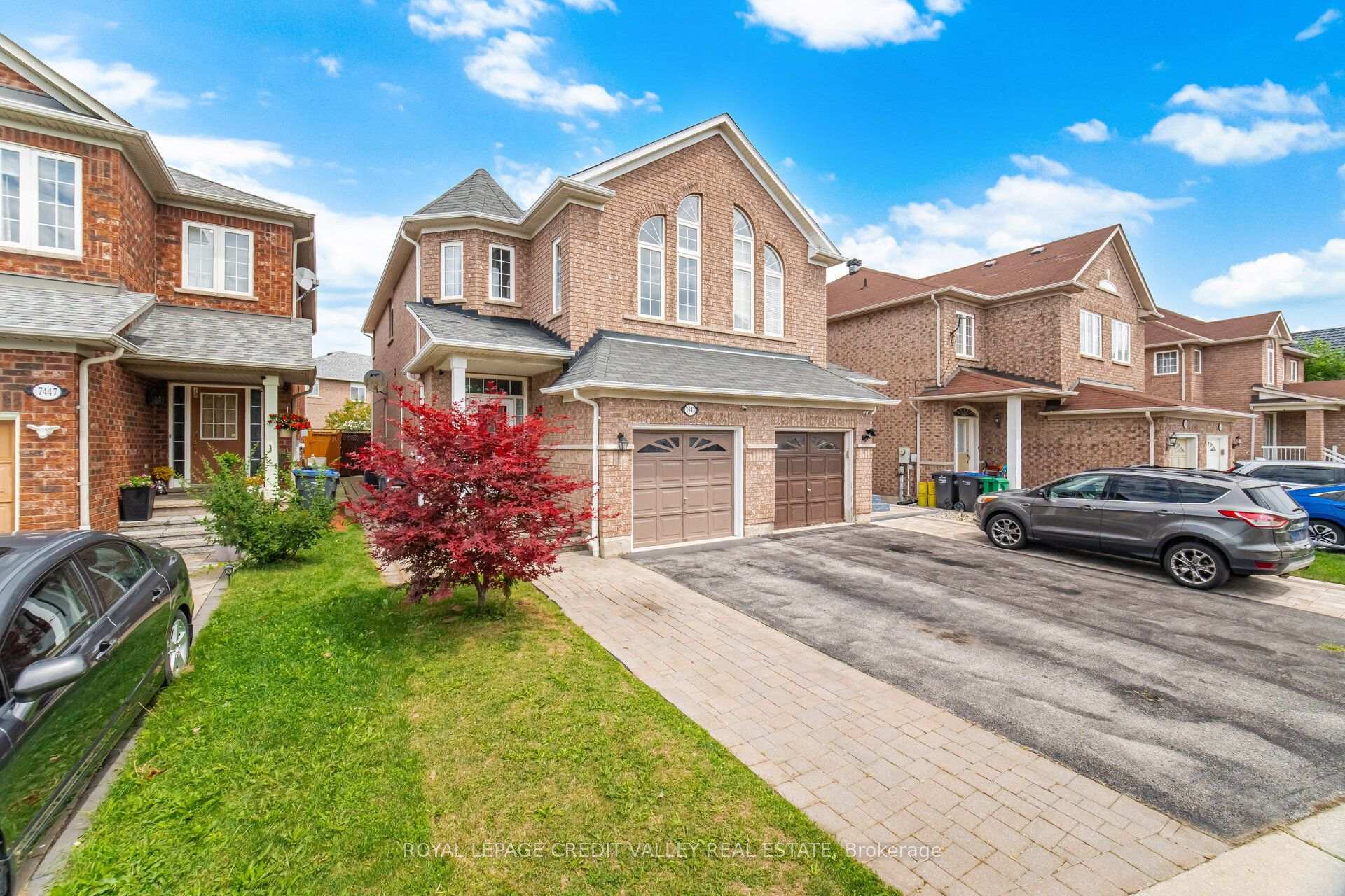 Photo 2 of 7443 Russian Olive Close, Mississauga, Lisgar — HOMEH