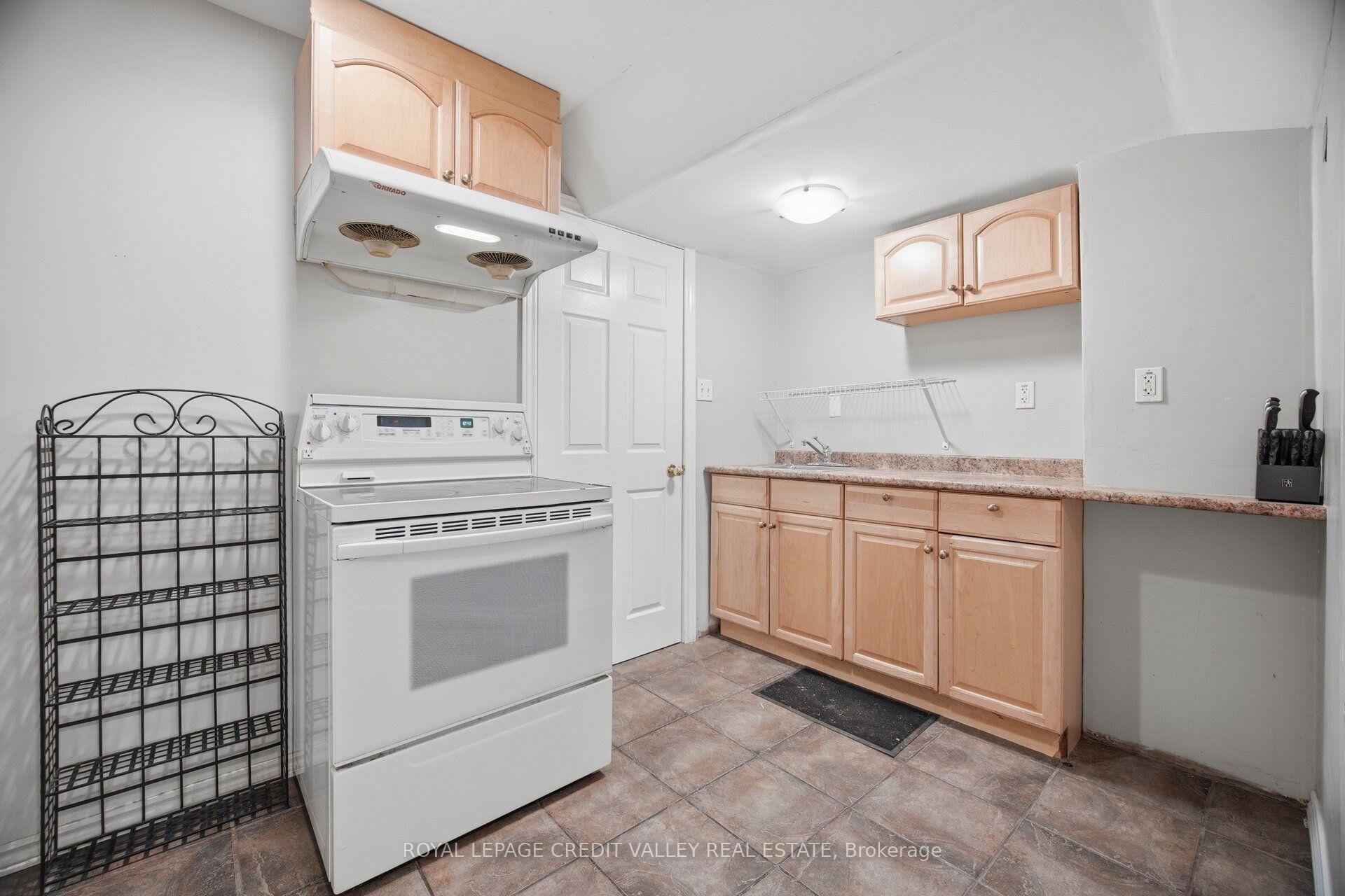 Photo 35 of 7443 Russian Olive Close, Mississauga, Lisgar — HOMEH