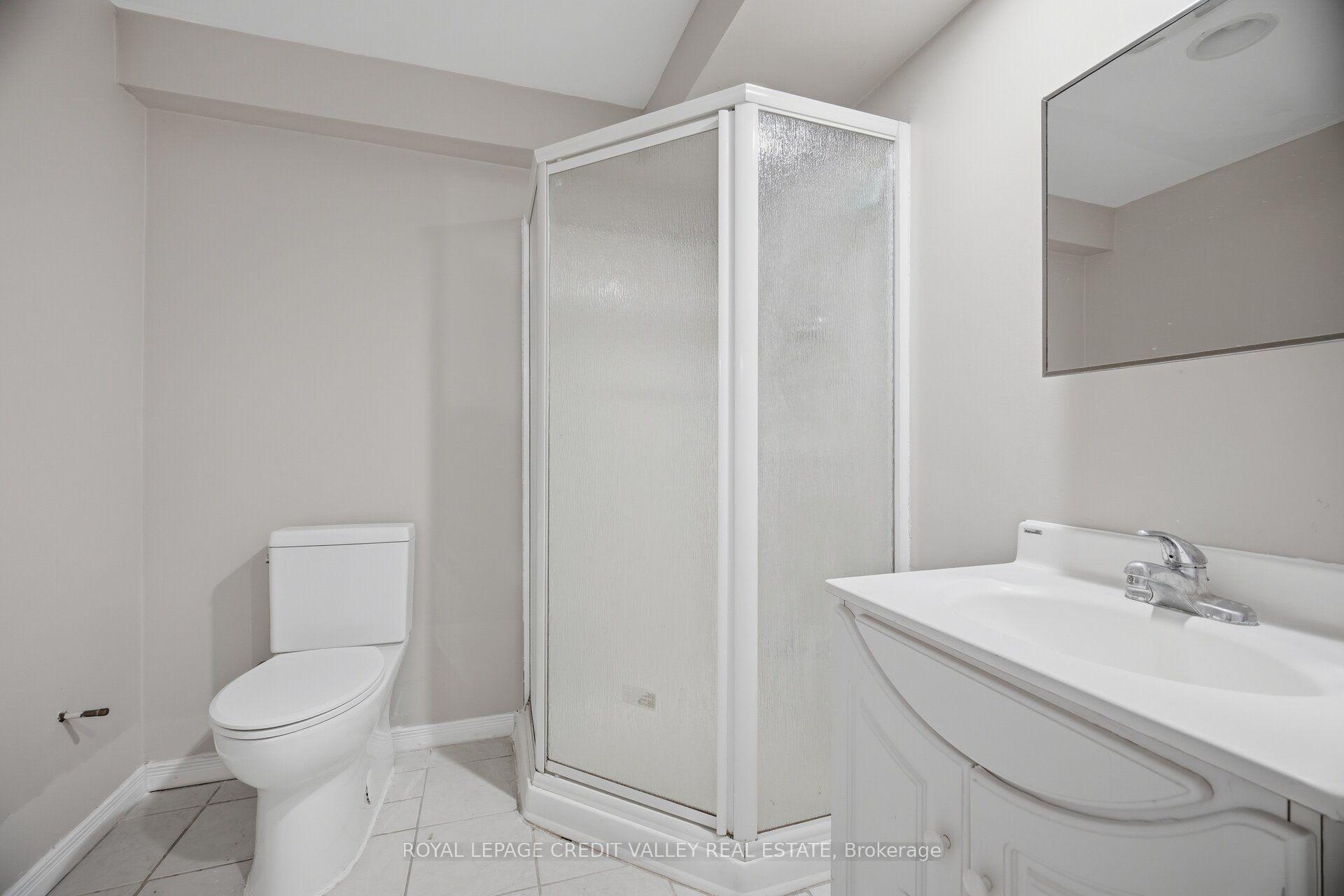Photo 40 of 7443 Russian Olive Close, Mississauga, Lisgar — HOMEH