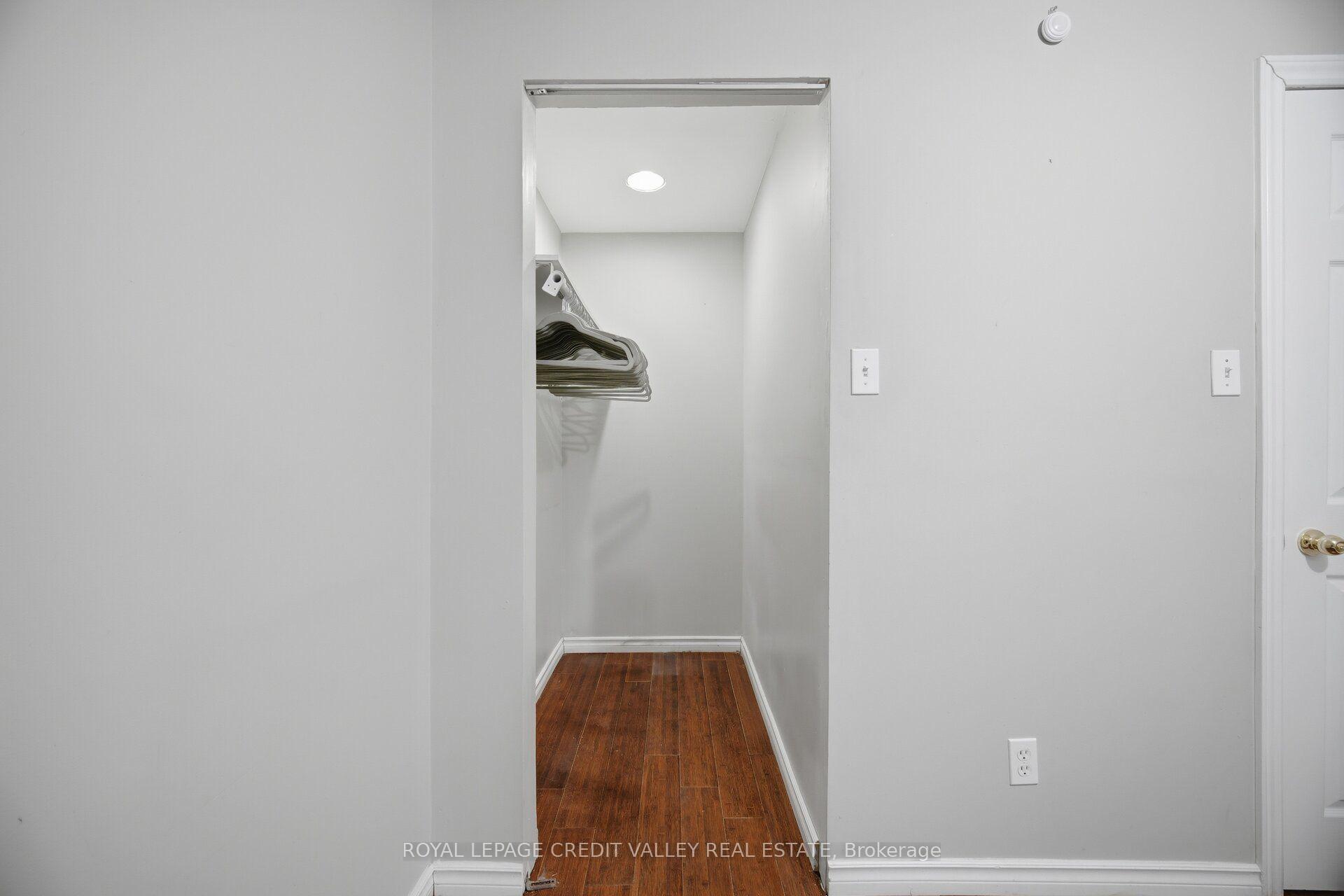 Photo 42 of 7443 Russian Olive Close, Mississauga, Lisgar — HOMEH
