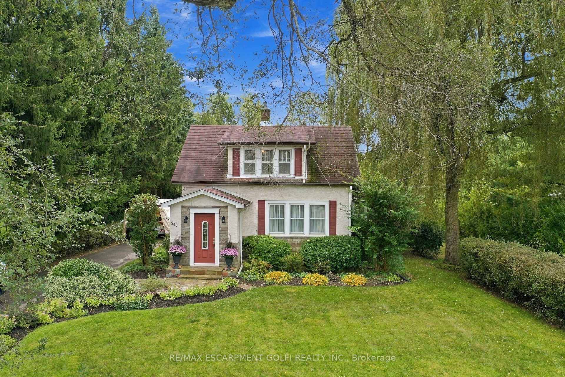 Photo of 240 Canboro Road