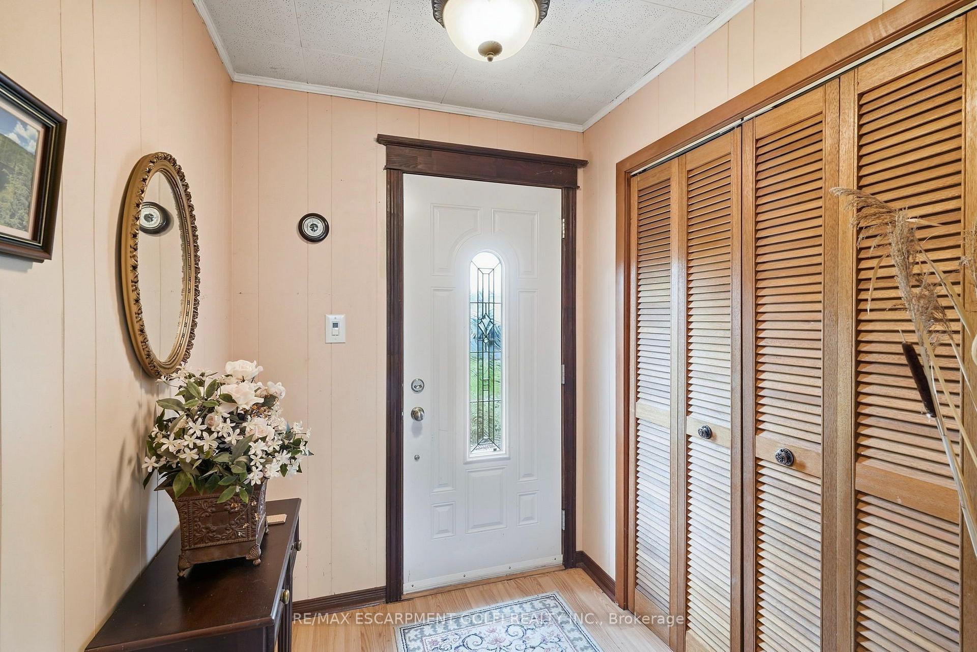 Photo 5 of 240 Canboro Road, Pelham, Fonthill — HOMEH