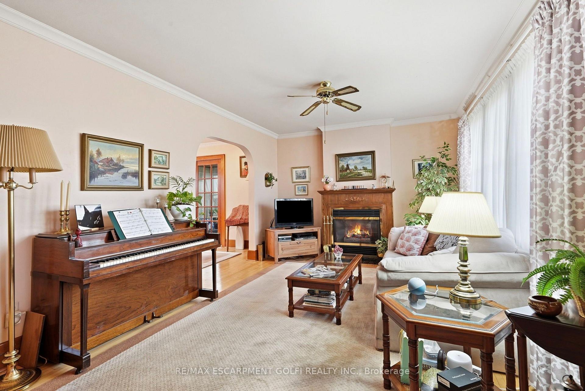 Photo 6 of 240 Canboro Road, Pelham, Fonthill — HOMEH
