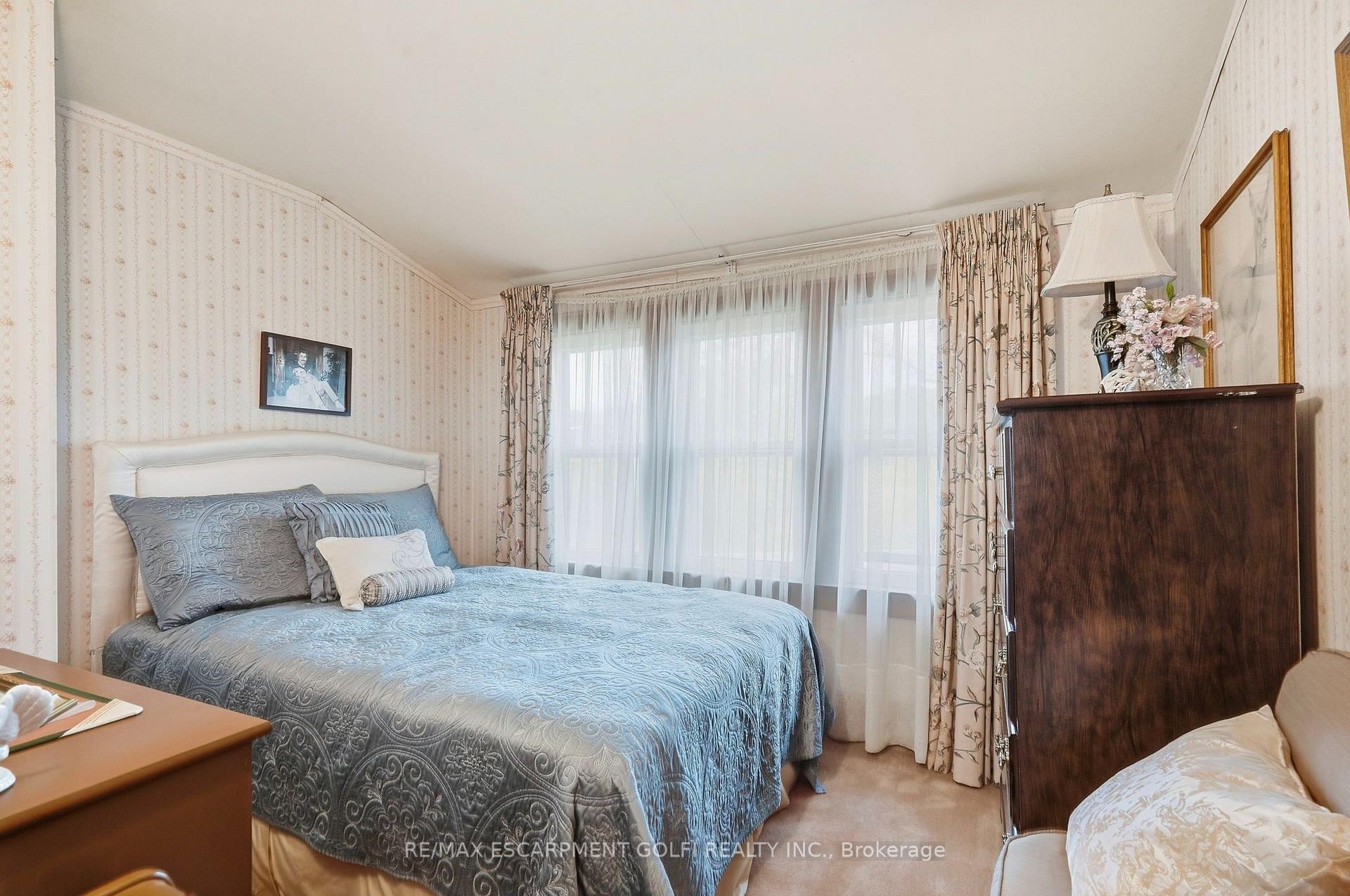 Photo 13 of 240 Canboro Road, Pelham, Fonthill — HOMEH