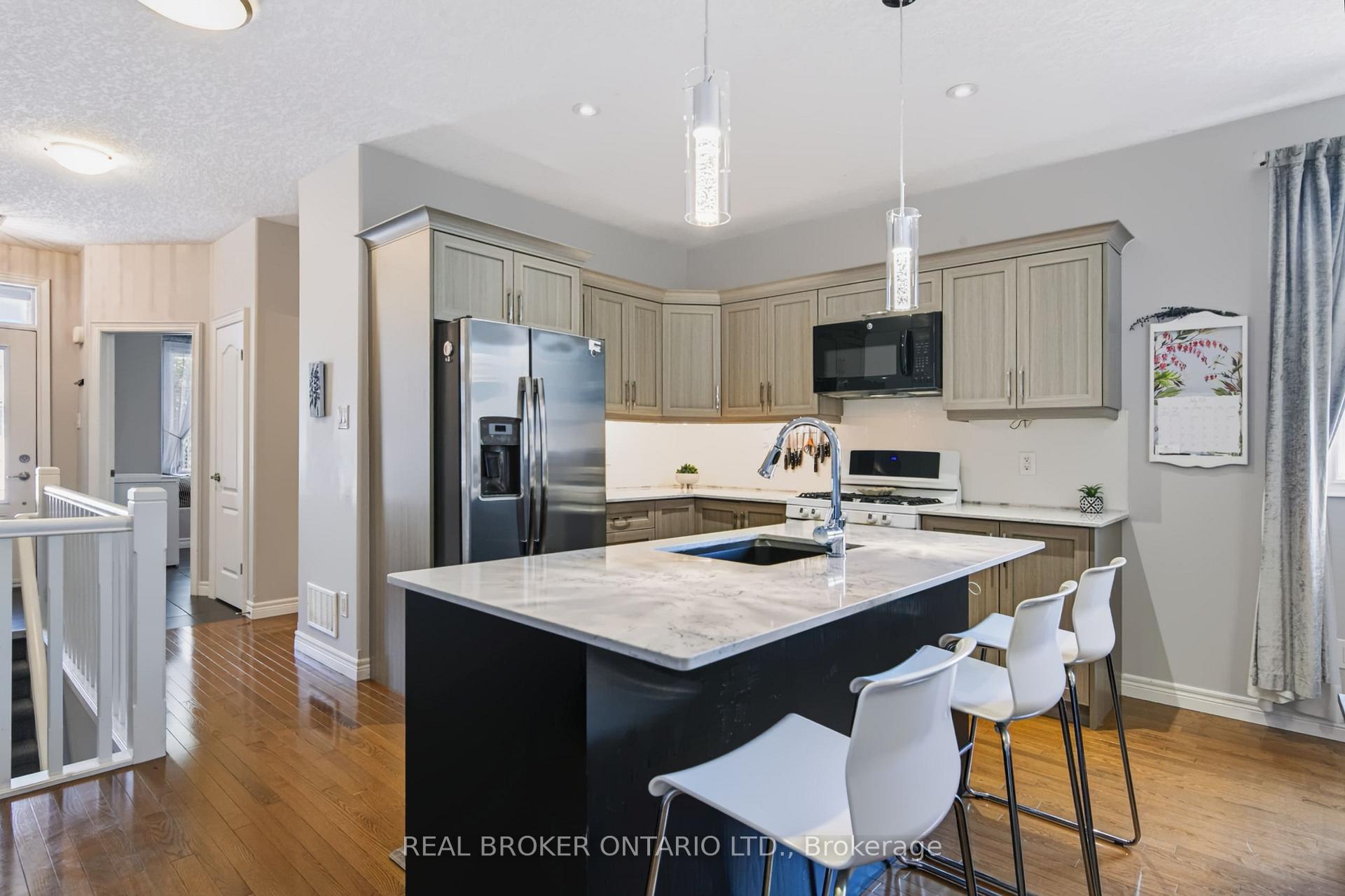 Photo 8 of Unit 22, 244 Dundas Street W, Brant, Paris — HOMEH