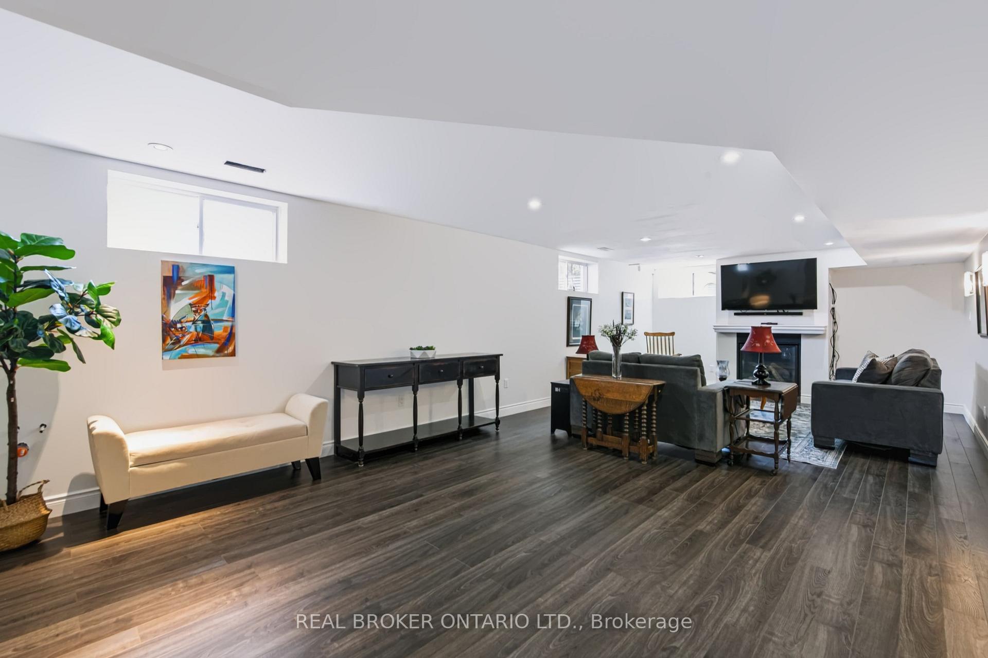 Photo 21 of Unit 22, 244 Dundas Street W, Brant, Paris — HOMEH