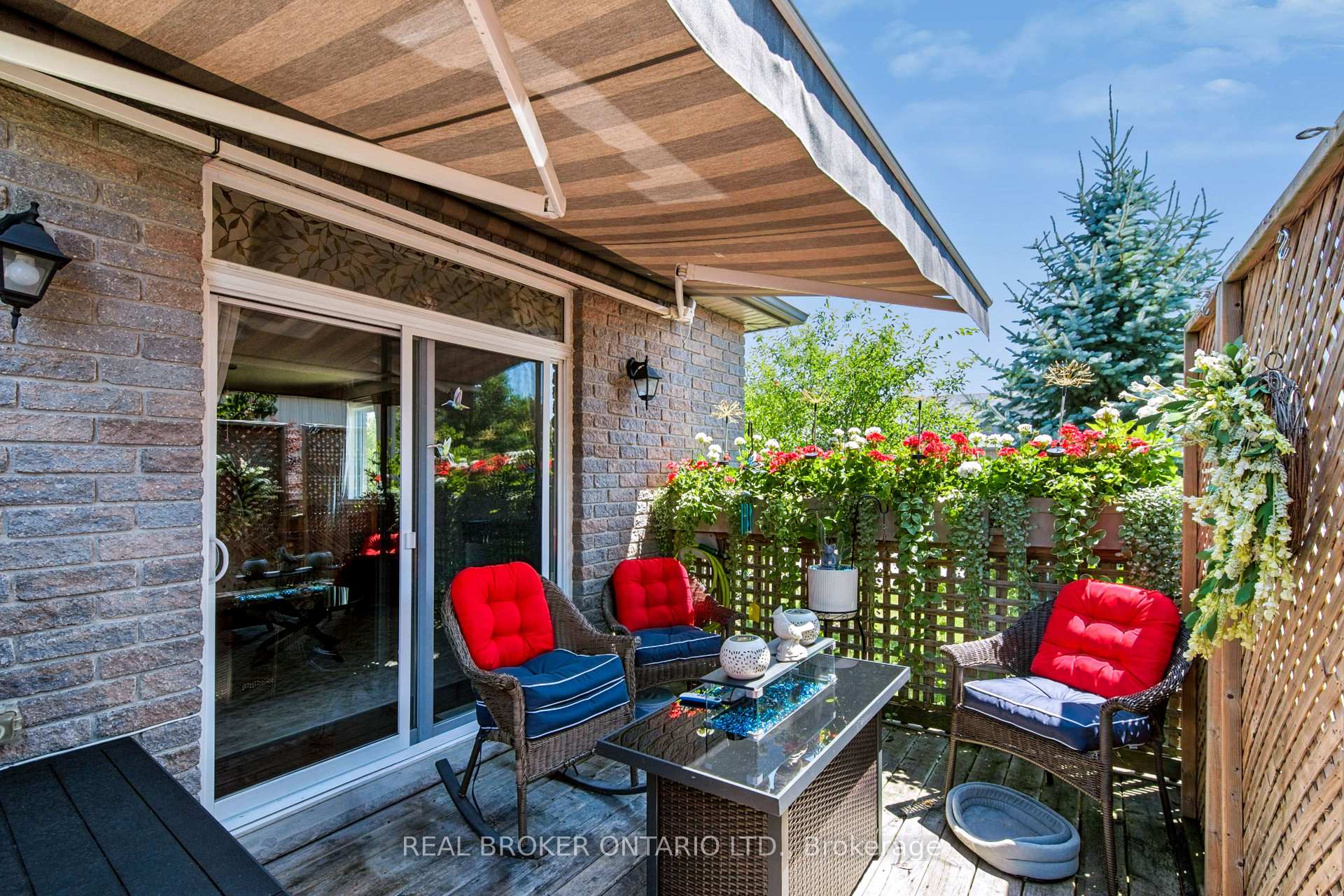 Photo 32 of Unit 22, 244 Dundas Street W, Brant, Paris — HOMEH