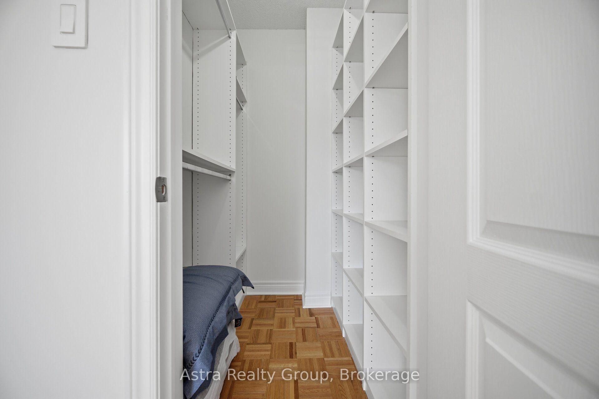 Photo 26 of 14 Daiseyfield Crescent, Vaughan, Vellore Village — HOMEH