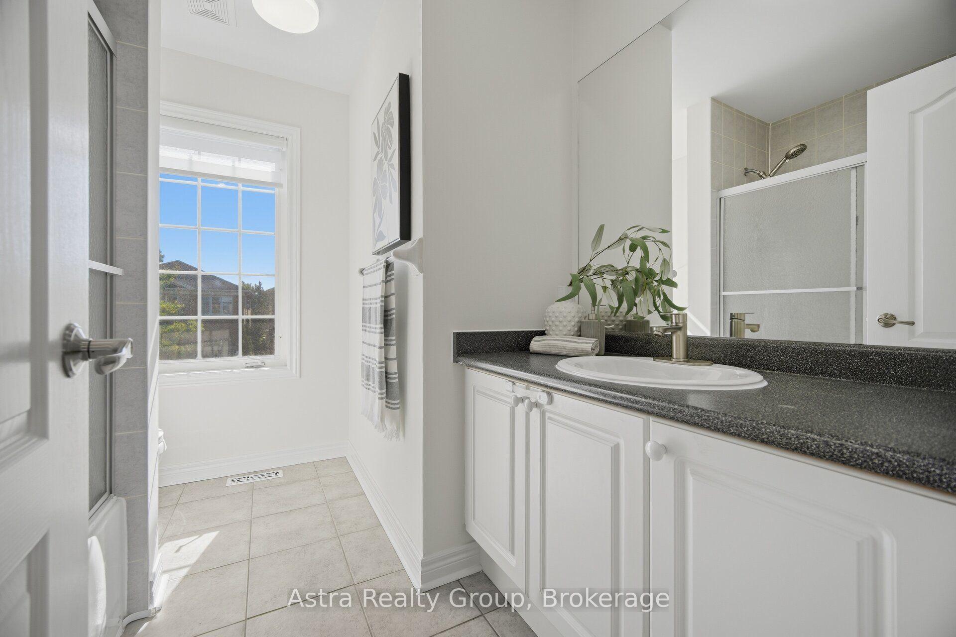 Photo 28 of 14 Daiseyfield Crescent, Vaughan, Vellore Village — HOMEH