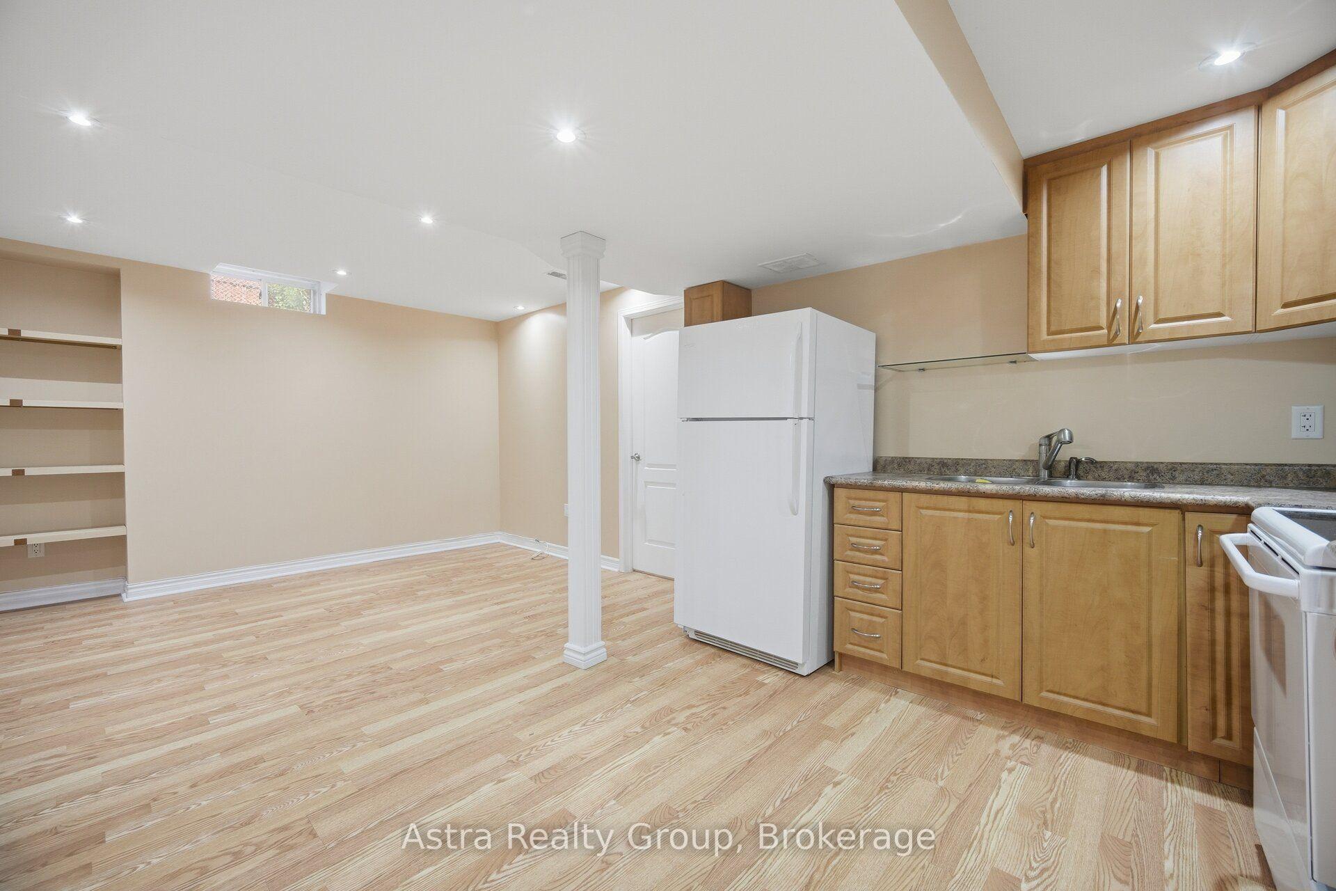 Photo 34 of 14 Daiseyfield Crescent, Vaughan, Vellore Village — HOMEH