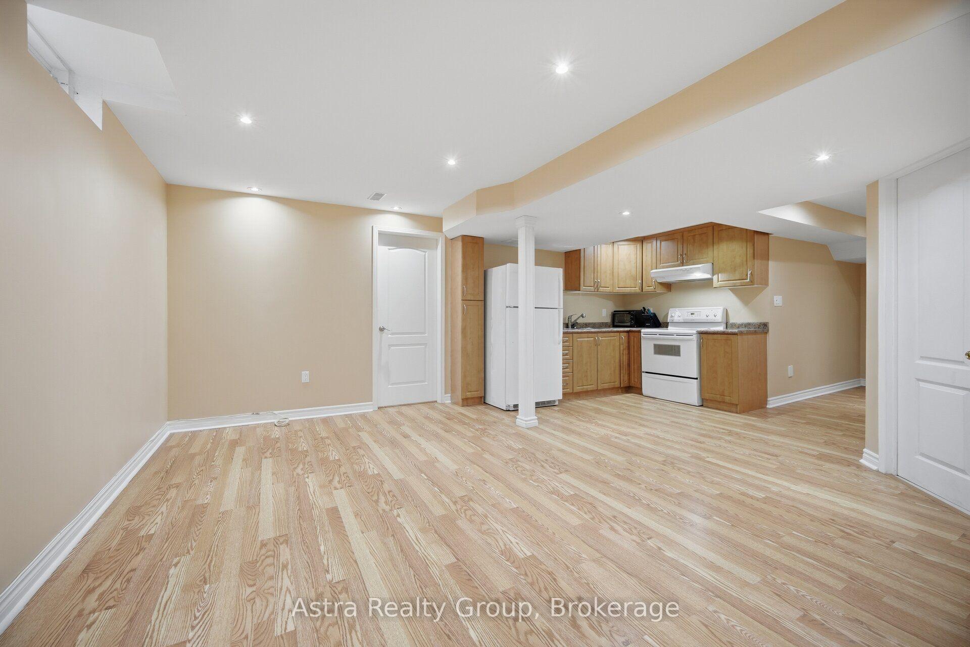Photo 39 of 14 Daiseyfield Crescent, Vaughan, Vellore Village — HOMEH