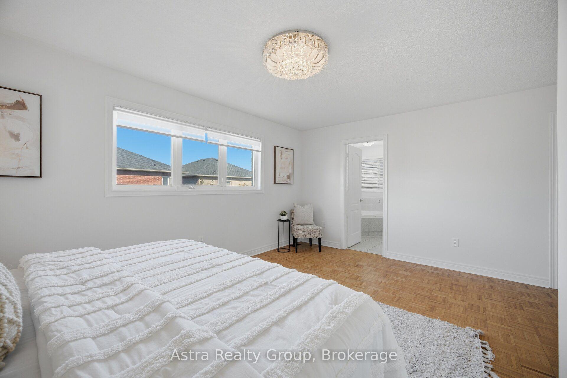 Photo 48 of 14 Daiseyfield Crescent, Vaughan, Vellore Village — HOMEH