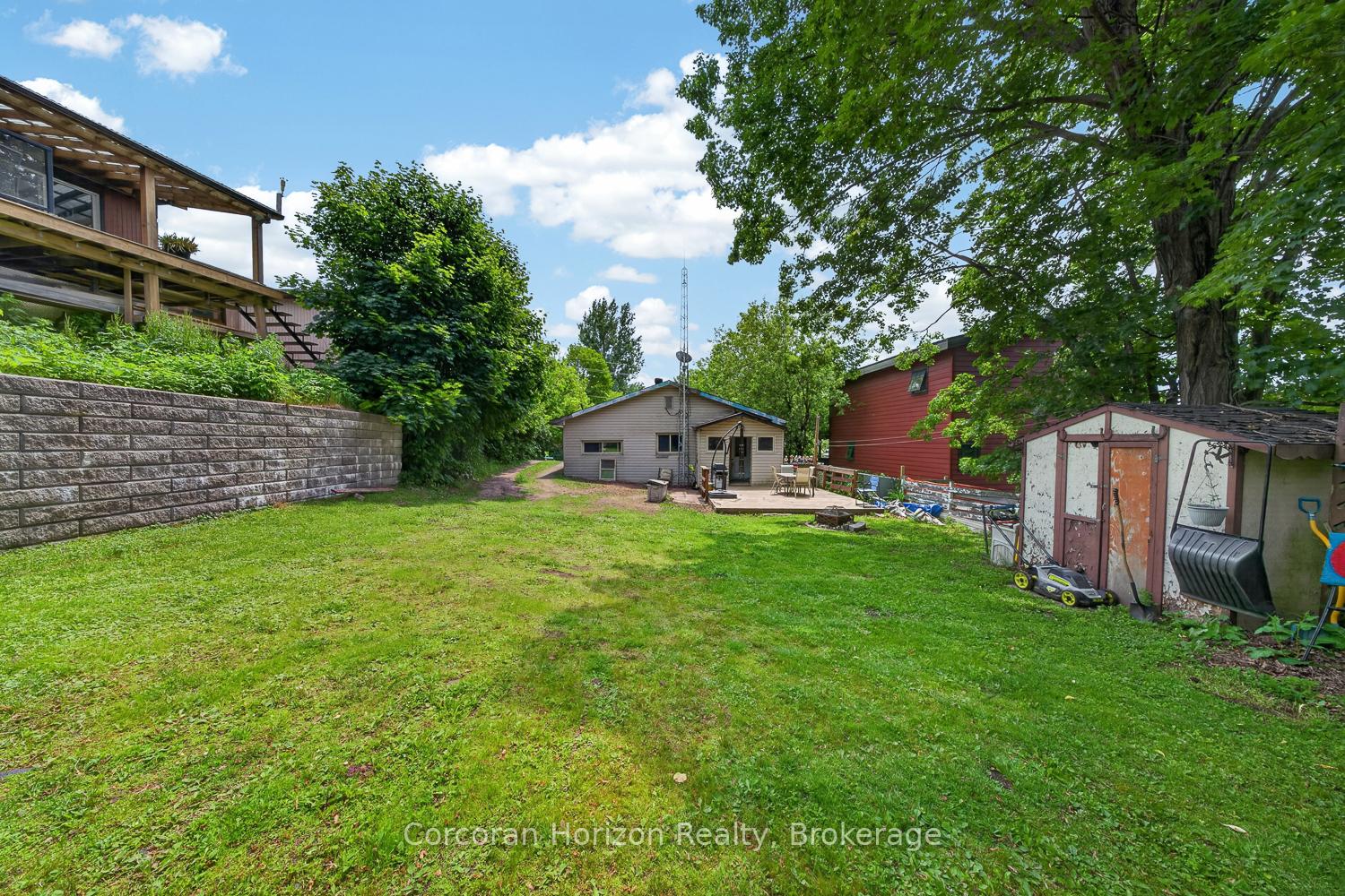 Photo 6 of 20 Parry Sound Road, Parry Sound — HOMEH