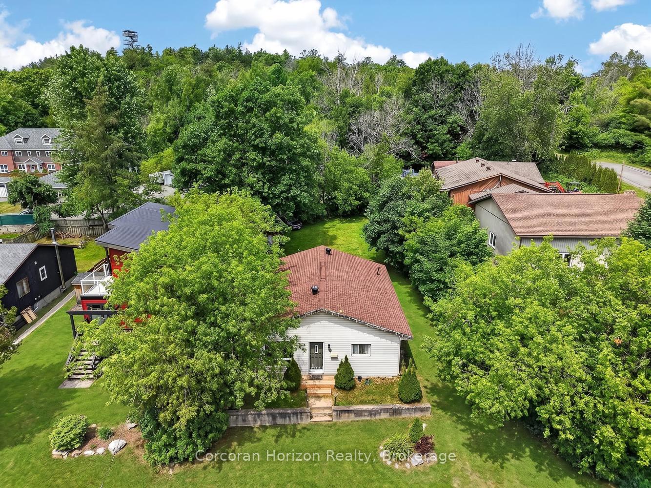 Photo 30 of 20 Parry Sound Road, Parry Sound — HOMEH