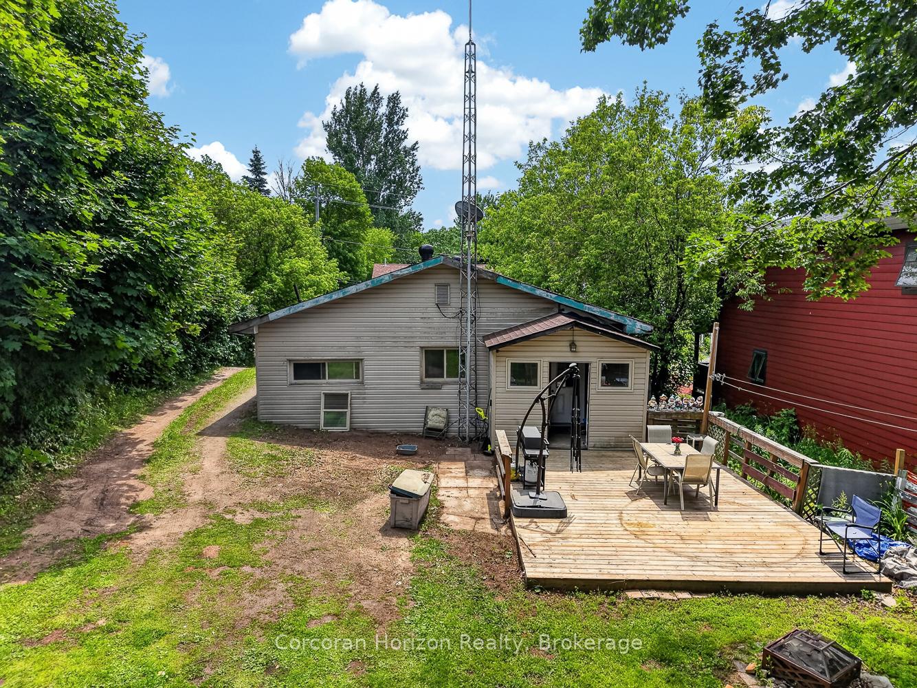 Photo 34 of 20 Parry Sound Road, Parry Sound — HOMEH