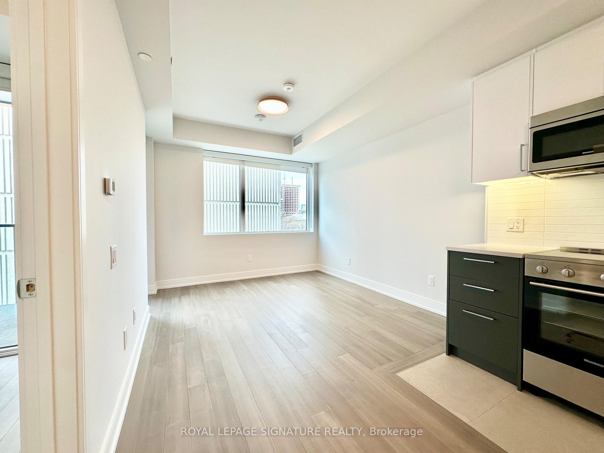 Photo 2 of Unit 604, 664 Spadina Avenue, Toronto, University — HOMEH