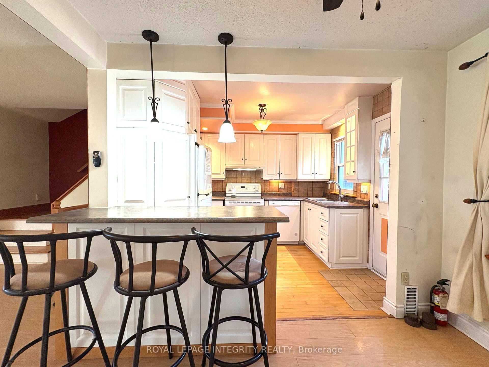 Photo 20 of 1222 Dorchester Avenue, Ottawa, Carlington — HOMEH