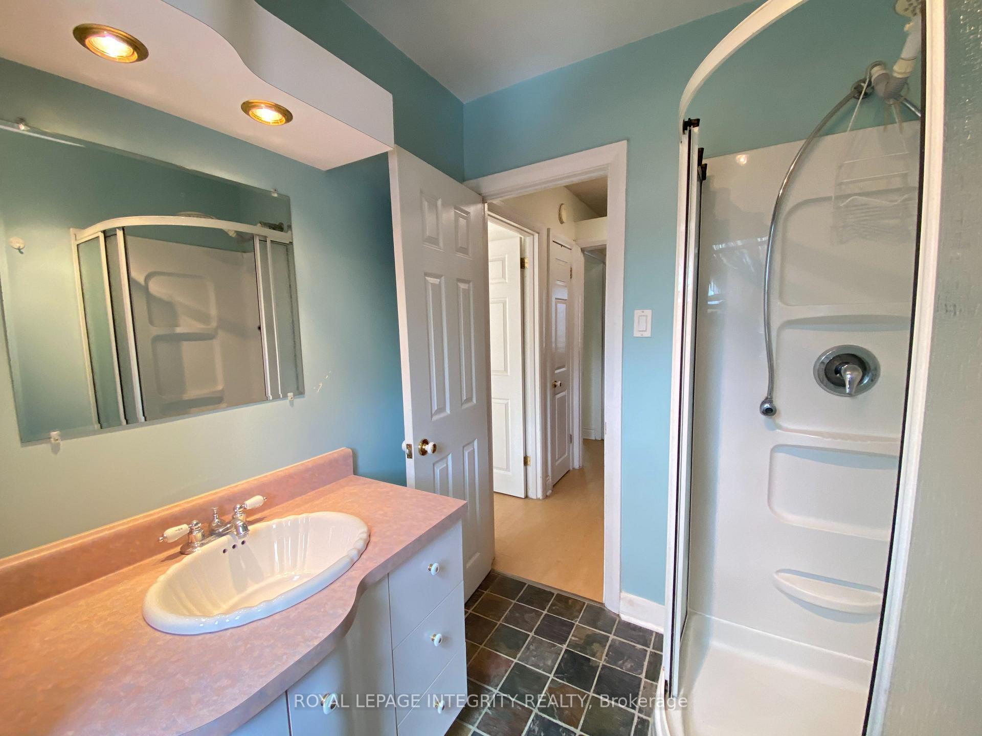 Photo 35 of 1222 Dorchester Avenue, Ottawa, Carlington — HOMEH