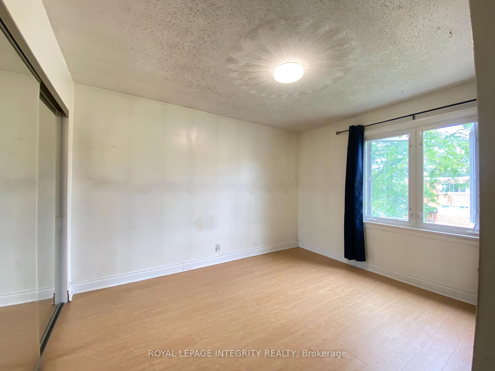 Photo 44 of 1222 Dorchester Avenue, Ottawa, Carlington — HOMEH