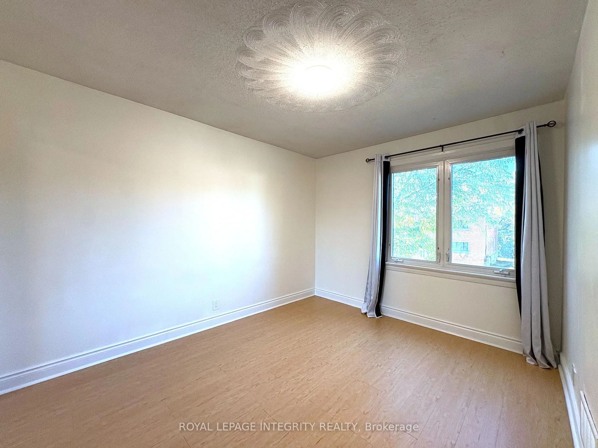 Photo 54 of 1222 Dorchester Avenue, Ottawa, Carlington — HOMEH