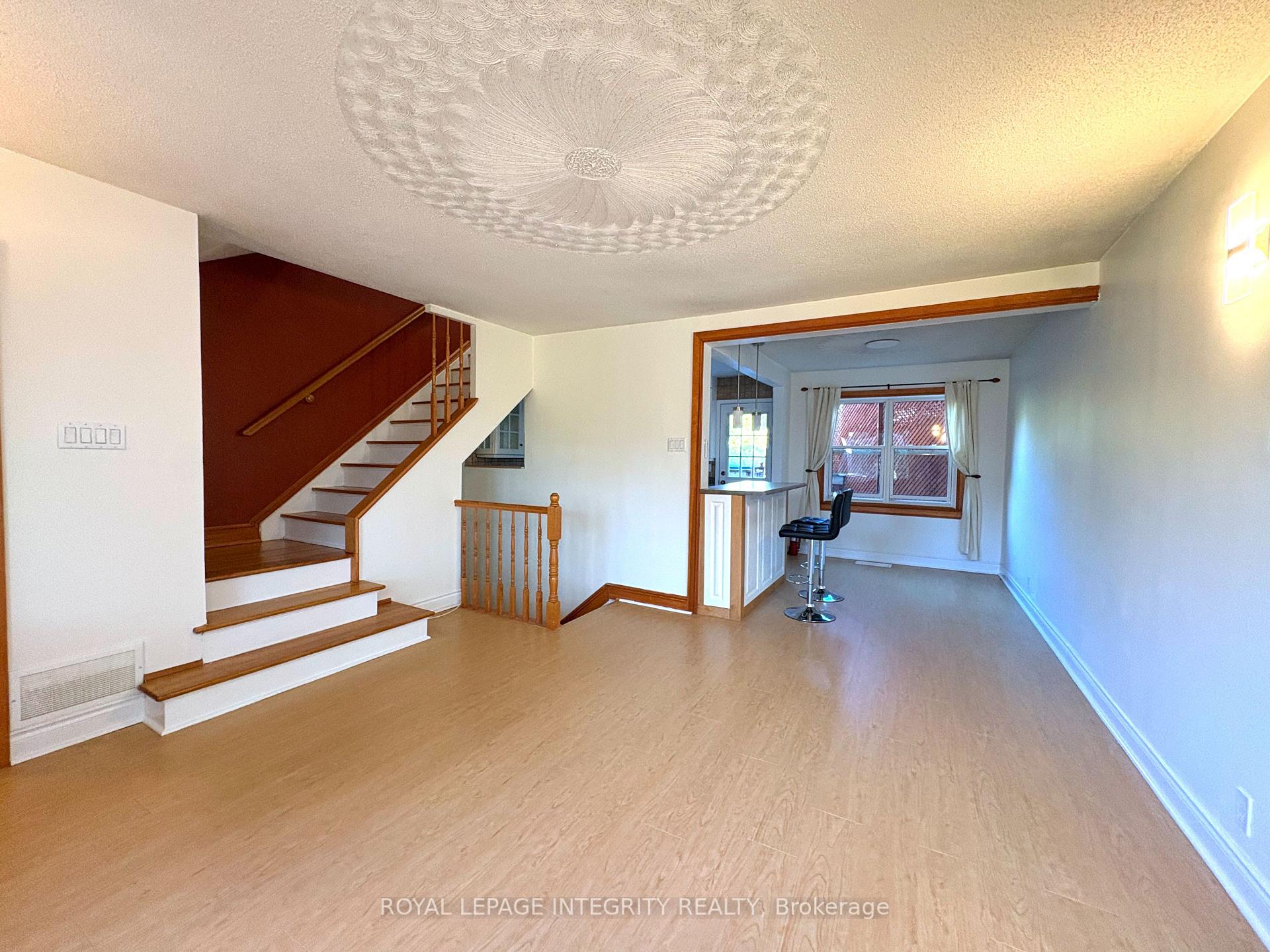 Photo 11 of 1222 Dorchester Avenue, Ottawa, Carlington — HOMEH