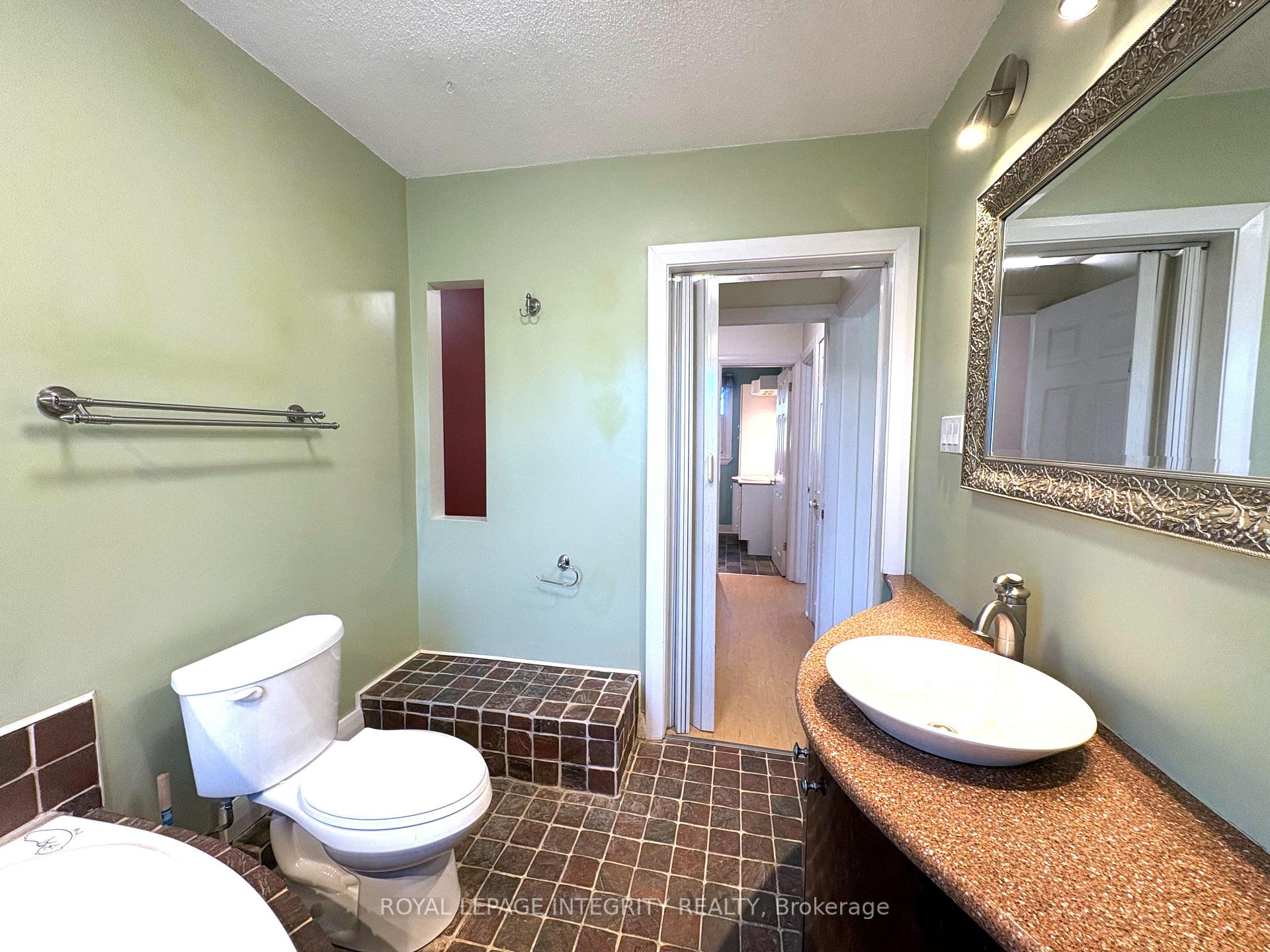 Photo 41 of 1222 Dorchester Avenue, Ottawa, Carlington — HOMEH