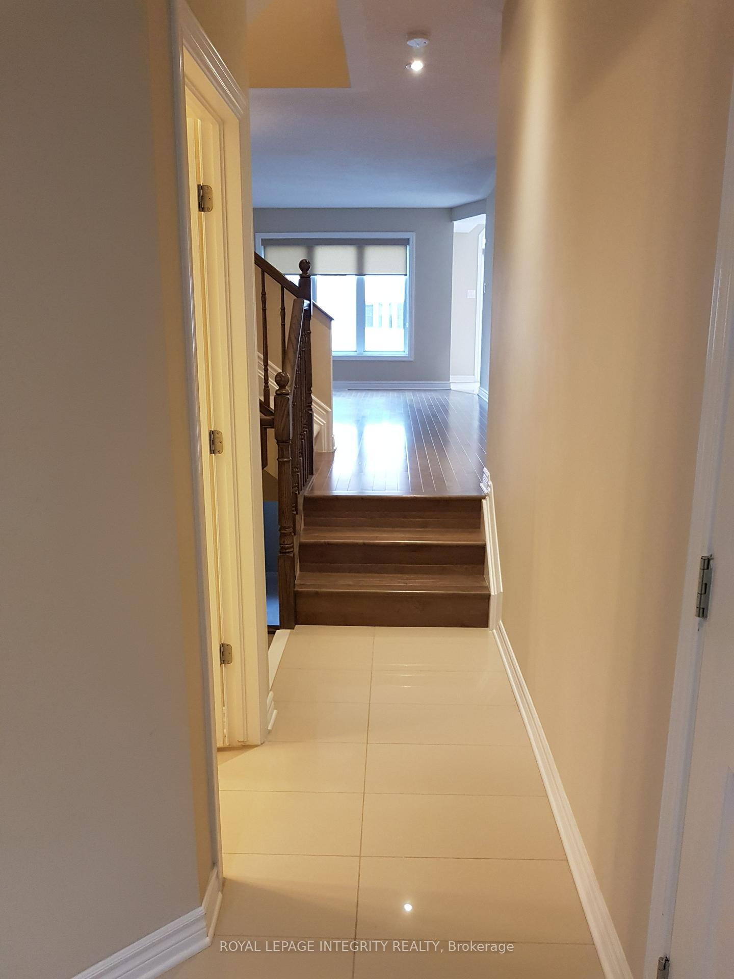 Photo 2 of 348 Tourmaline Crescent, Ottawa, Barrhaven - Strandherd — HOMEH
