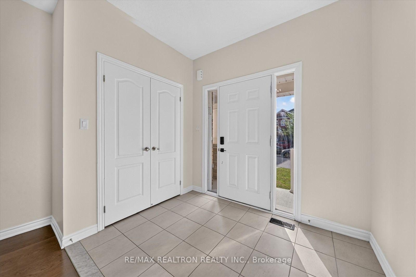 Photo 5 of 71 Terry Clayton Avenue, Brock, Beaverton — HOMEH