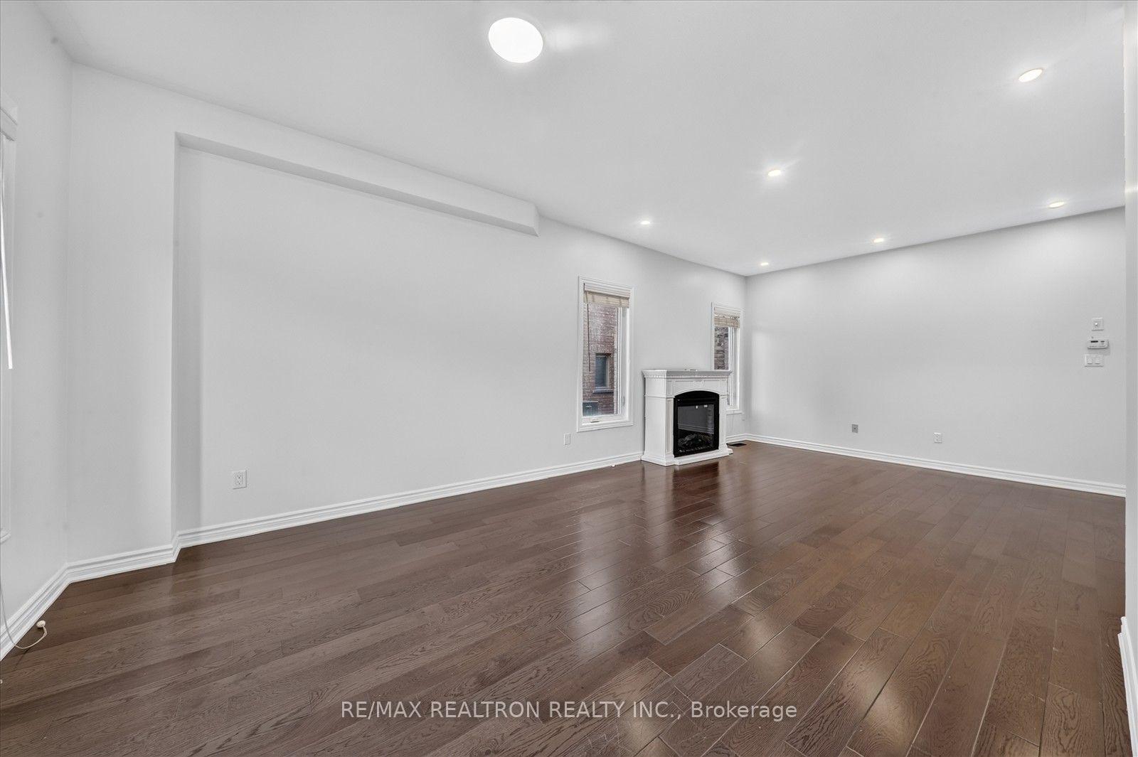 Photo 9 of 71 Terry Clayton Avenue, Brock, Beaverton — HOMEH