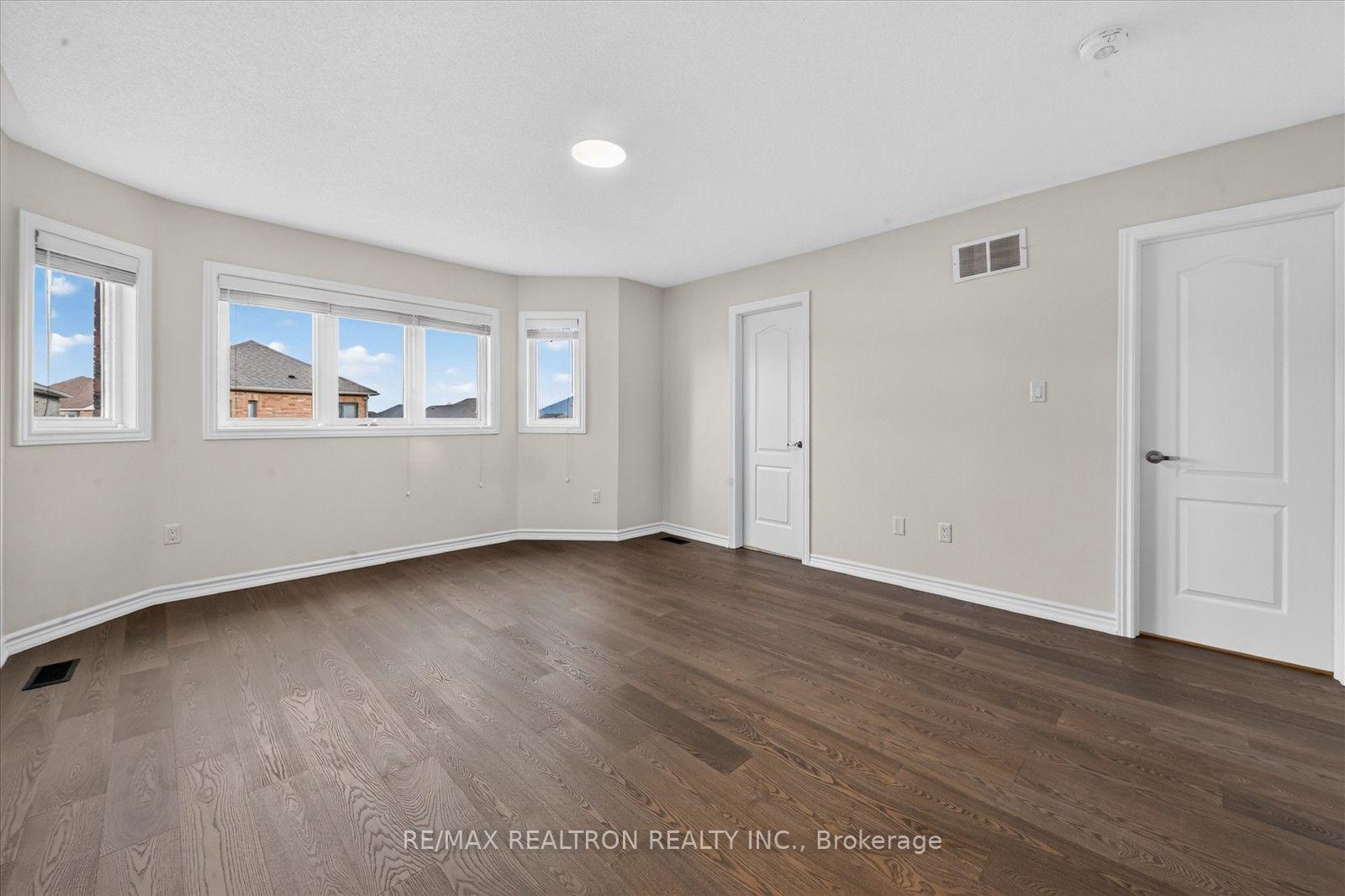 Photo 21 of 71 Terry Clayton Avenue, Brock, Beaverton — HOMEH