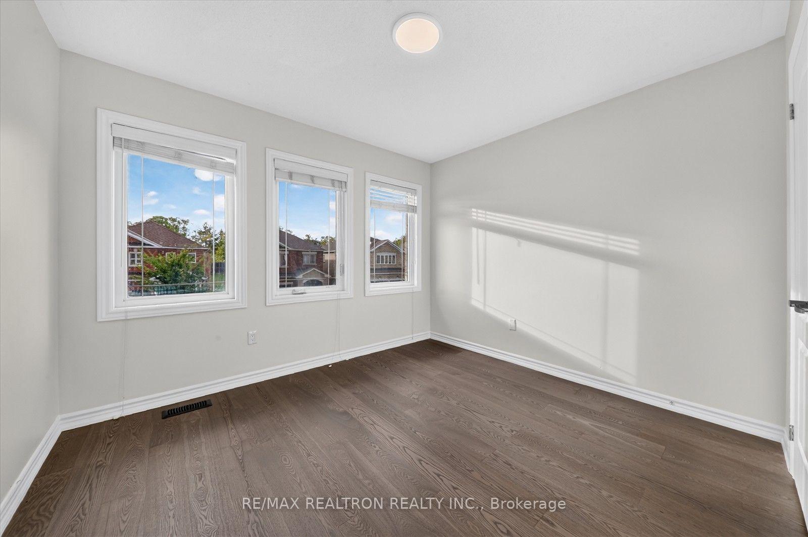 Photo 31 of 71 Terry Clayton Avenue, Brock, Beaverton — HOMEH