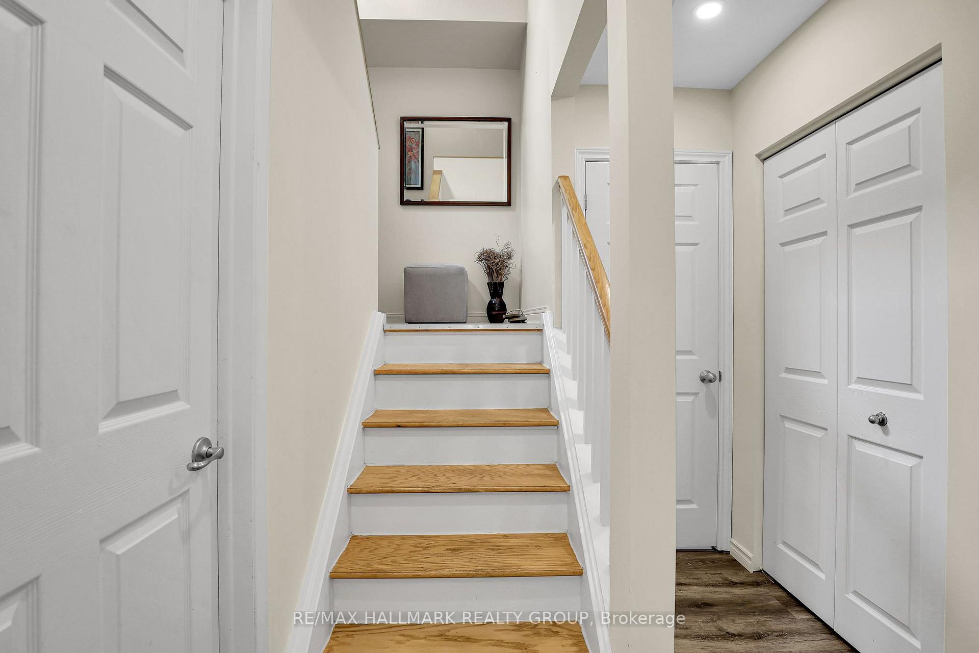 Photo 2 of Unit 6, 525 Hilson Avenue, Ottawa, Westboro/Hampton Park — HOMEH
