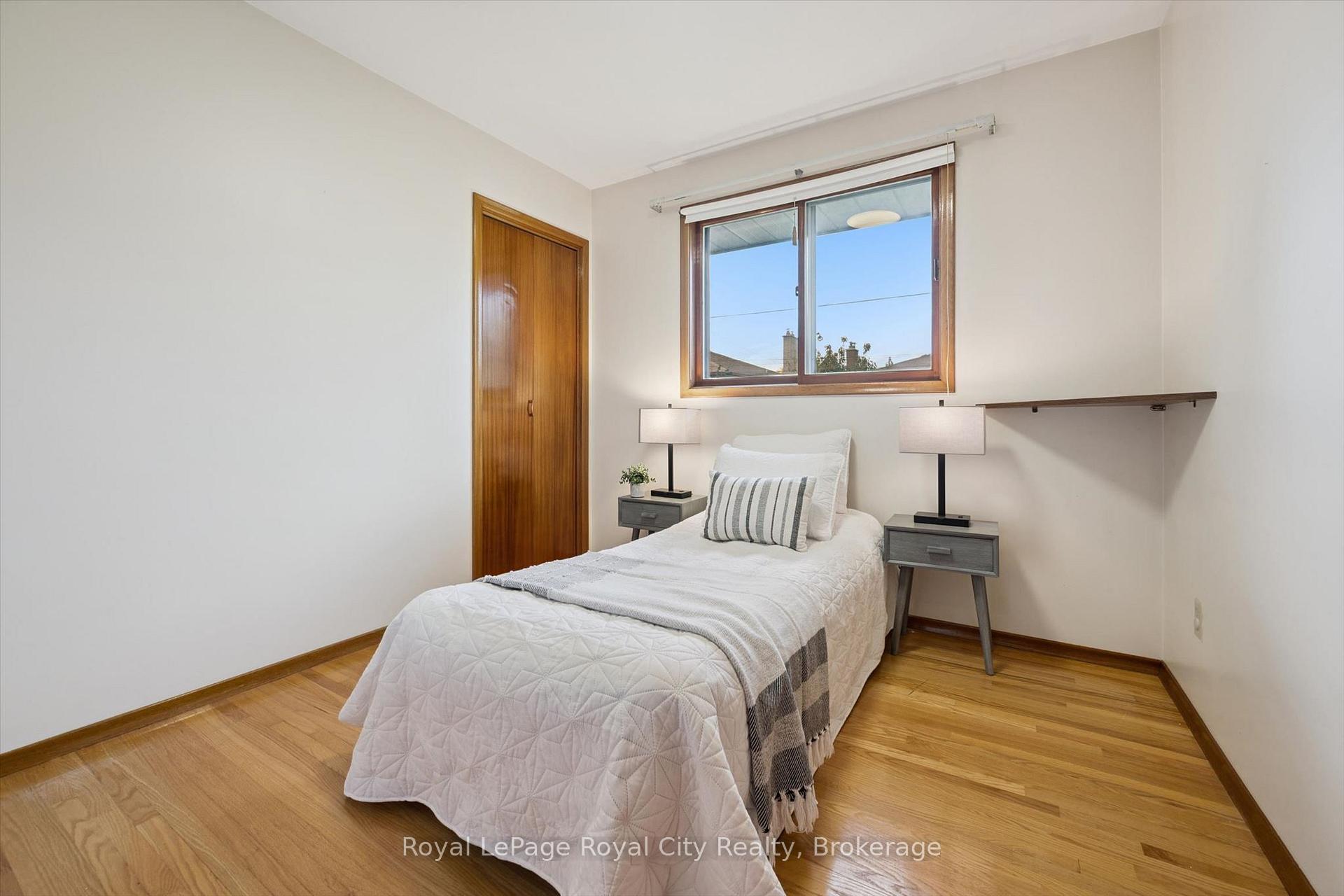 Photo 18 of 27 Palermo Crescent, Guelph, Grange Road — HOMEH