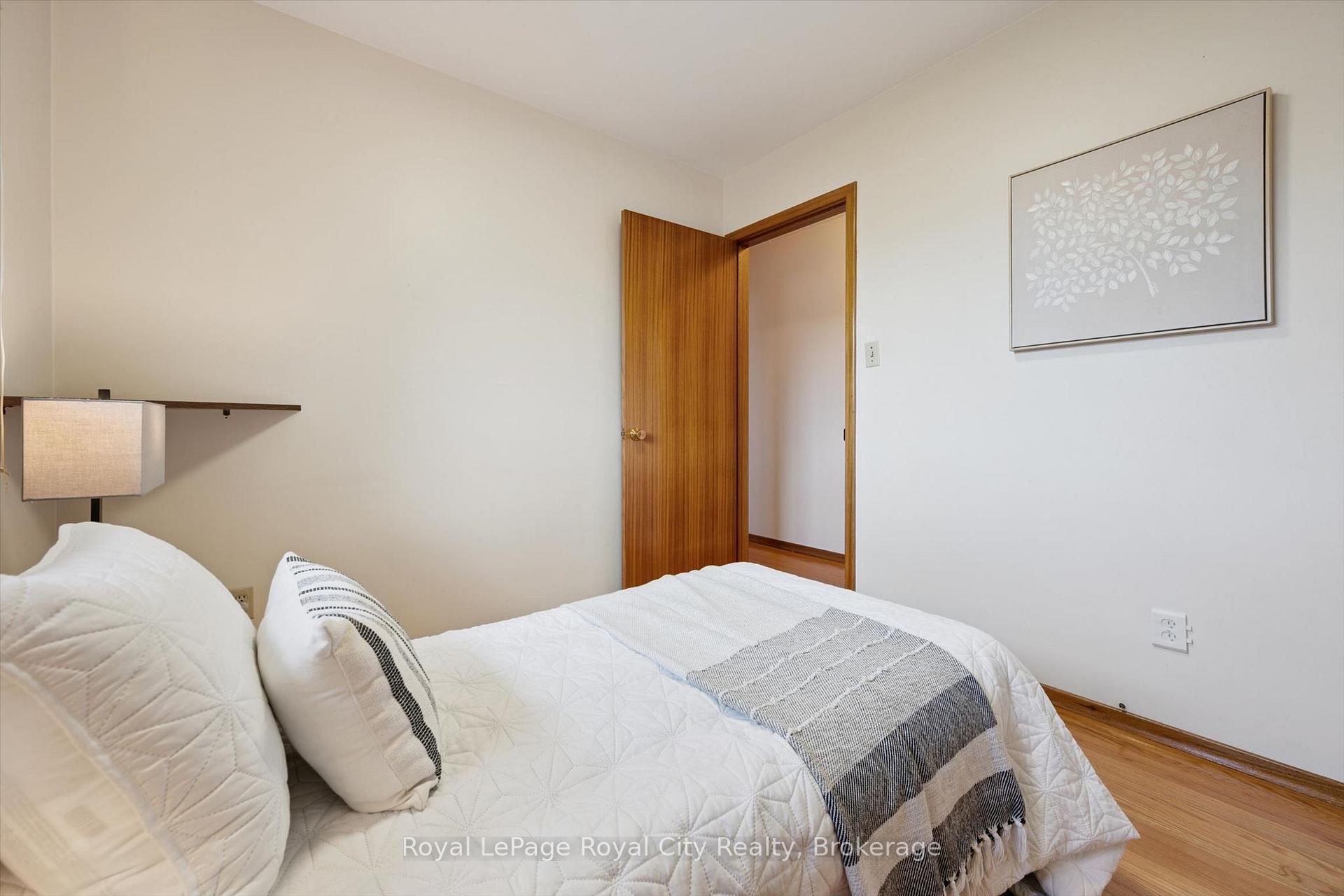 Photo 19 of 27 Palermo Crescent, Guelph, Grange Road — HOMEH