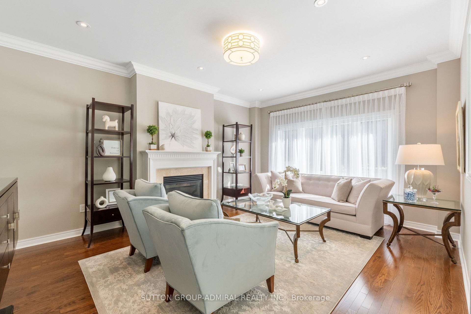 Photo 30 of 55 Maverick Crescent, Vaughan, Patterson — HOMEH