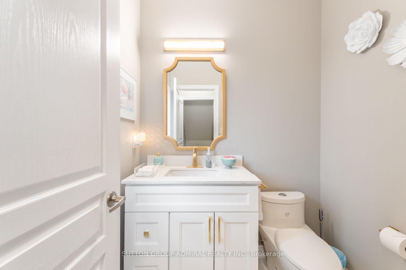 Photo 33 of 55 Maverick Crescent, Vaughan, Patterson — HOMEH