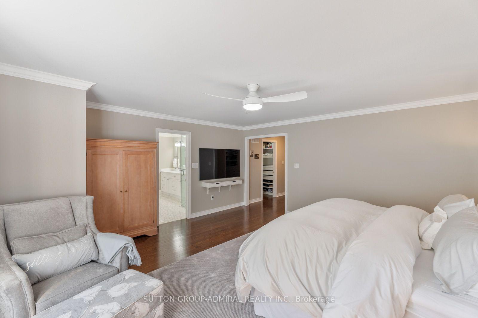 Photo 36 of 55 Maverick Crescent, Vaughan, Patterson — HOMEH