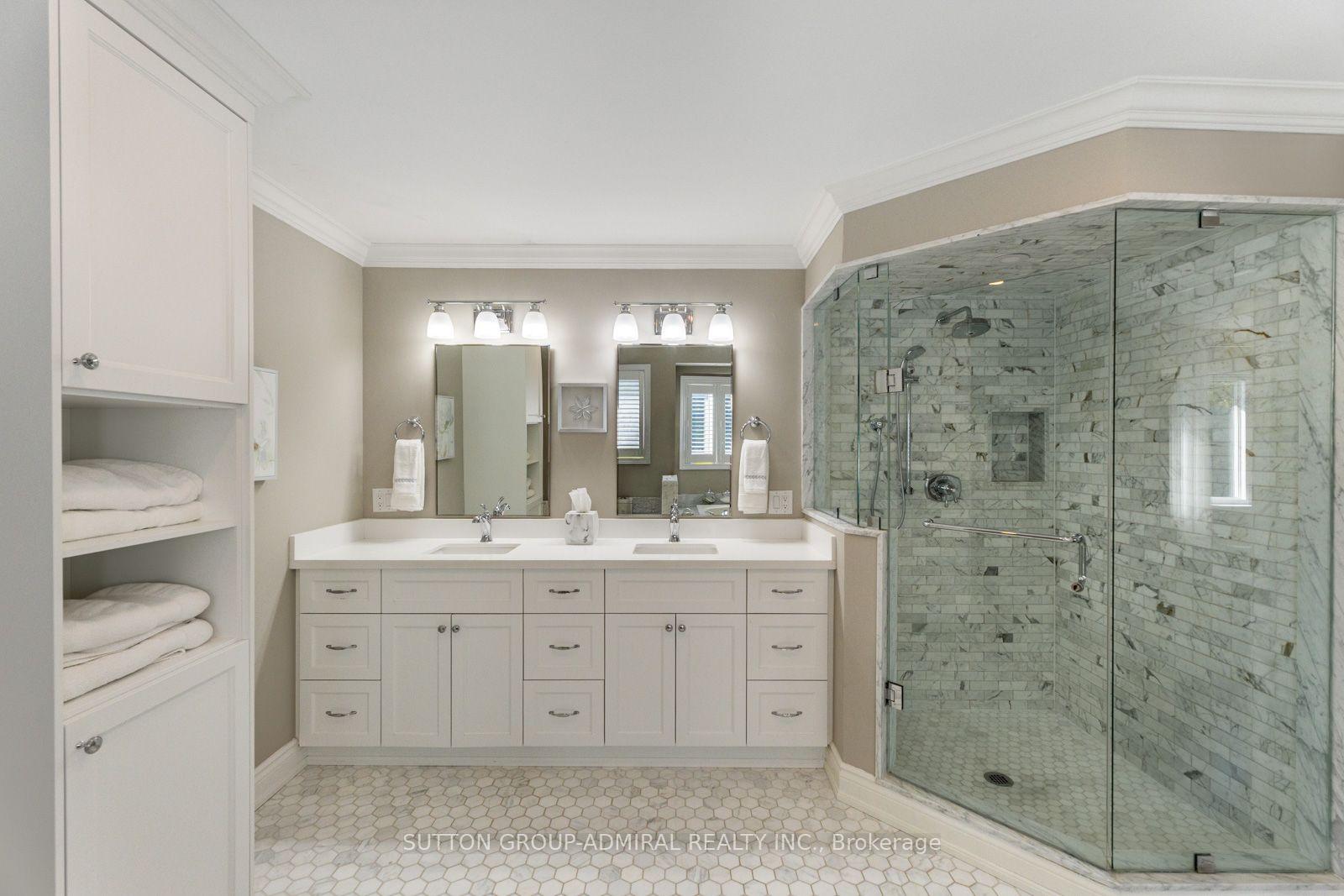 Photo 38 of 55 Maverick Crescent, Vaughan, Patterson — HOMEH