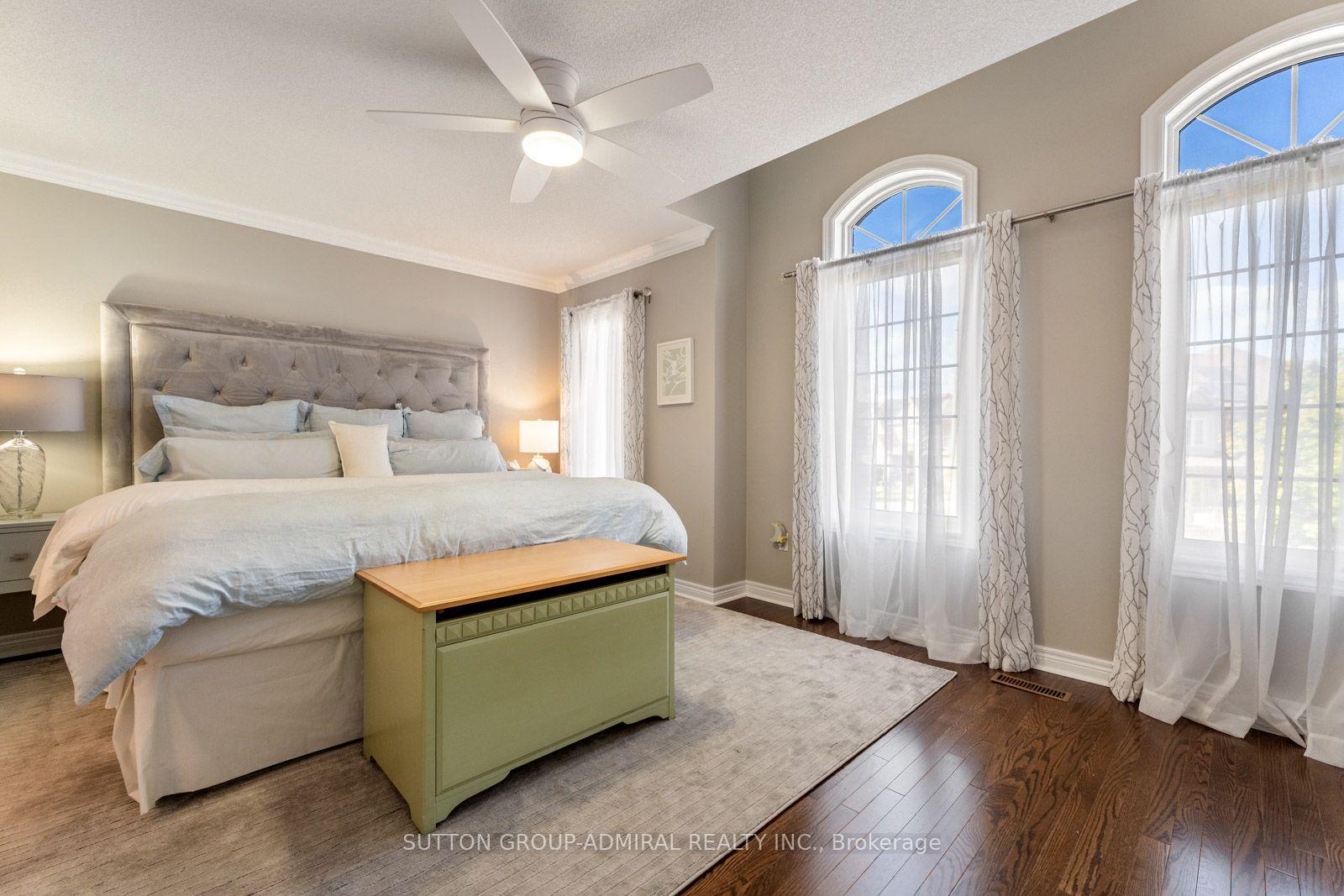 Photo 42 of 55 Maverick Crescent, Vaughan, Patterson — HOMEH