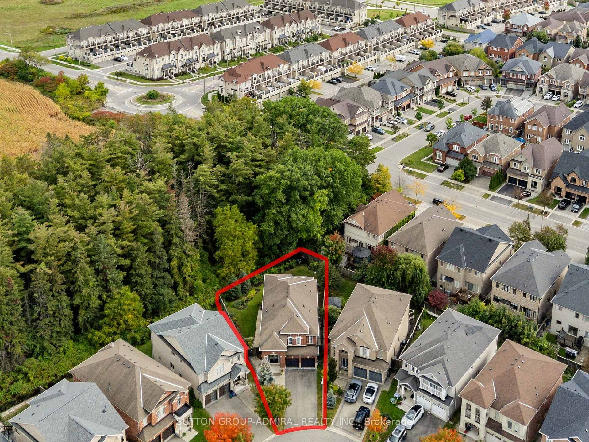 Photo 63 of 55 Maverick Crescent, Vaughan, Patterson — HOMEH