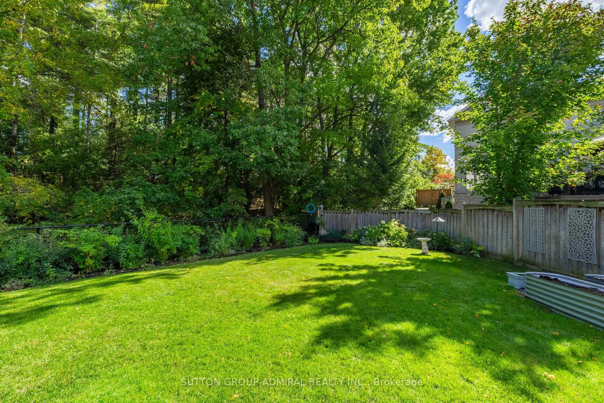 Photo 65 of 55 Maverick Crescent, Vaughan, Patterson — HOMEH