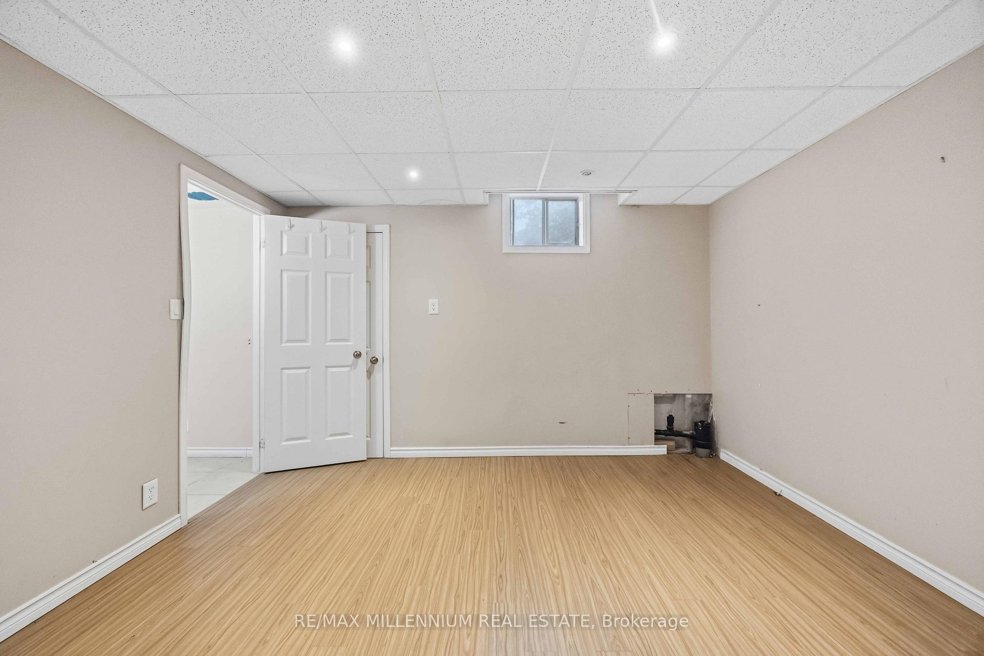 Photo 30 of 113 Glenabbey Drive, Clarington, Courtice — HOMEH