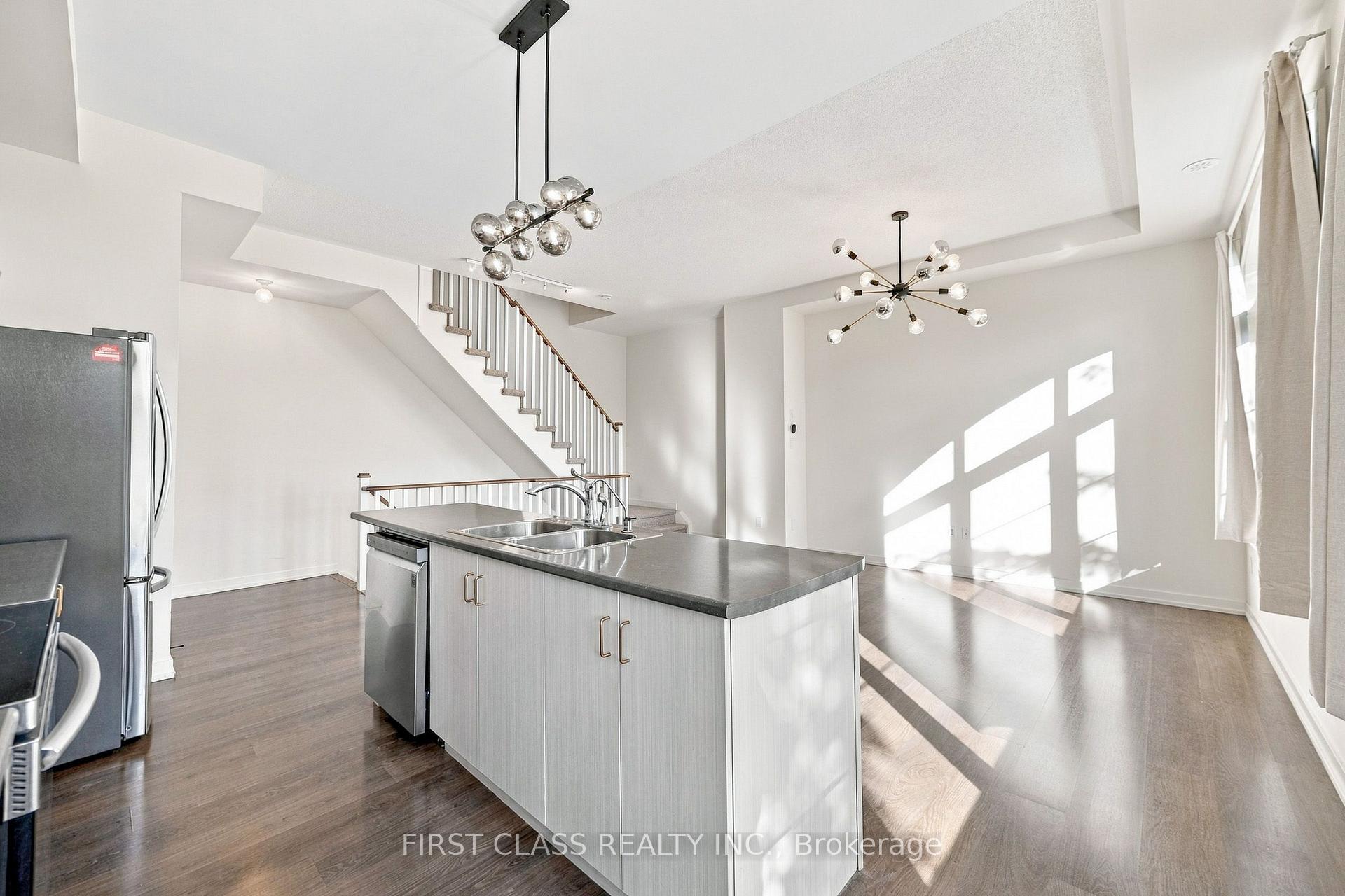 Photo 12 of 12584 Ninth Line, Whitchurch-Stouffville, Stouffville — HOMEH