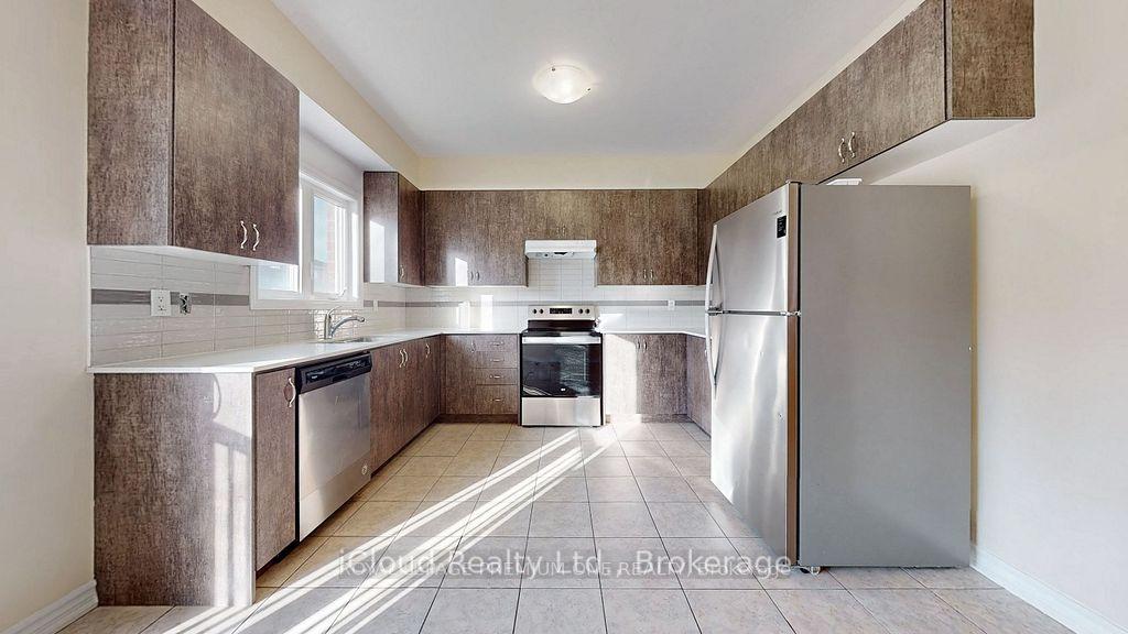 Photo 12 of 344 Ridley Crescent, Southgate — HOMEH