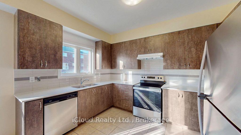 Photo 13 of 344 Ridley Crescent, Southgate — HOMEH