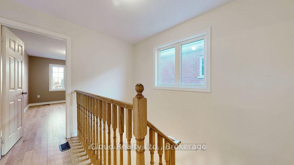 Photo 19 of 344 Ridley Crescent, Southgate — HOMEH