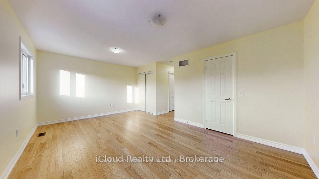 Photo 22 of 344 Ridley Crescent, Southgate — HOMEH