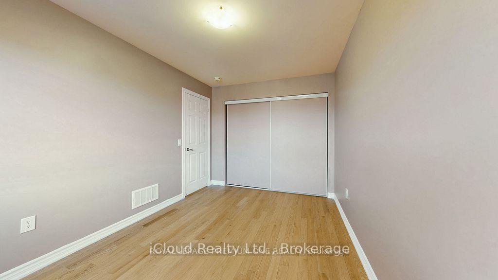 Photo 33 of 344 Ridley Crescent, Southgate — HOMEH