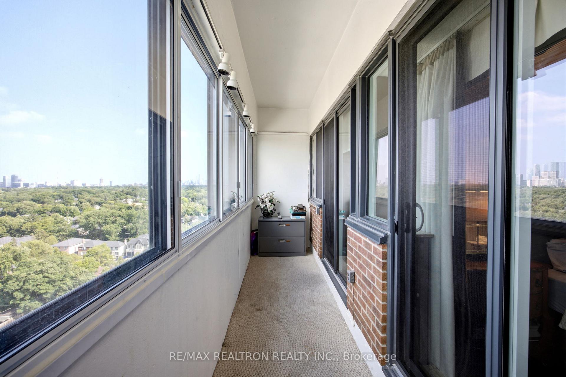 Photo 11 of Unit PH3, 3000 Bathurst Street, Toronto, Englemount-Lawrence — HOMEH