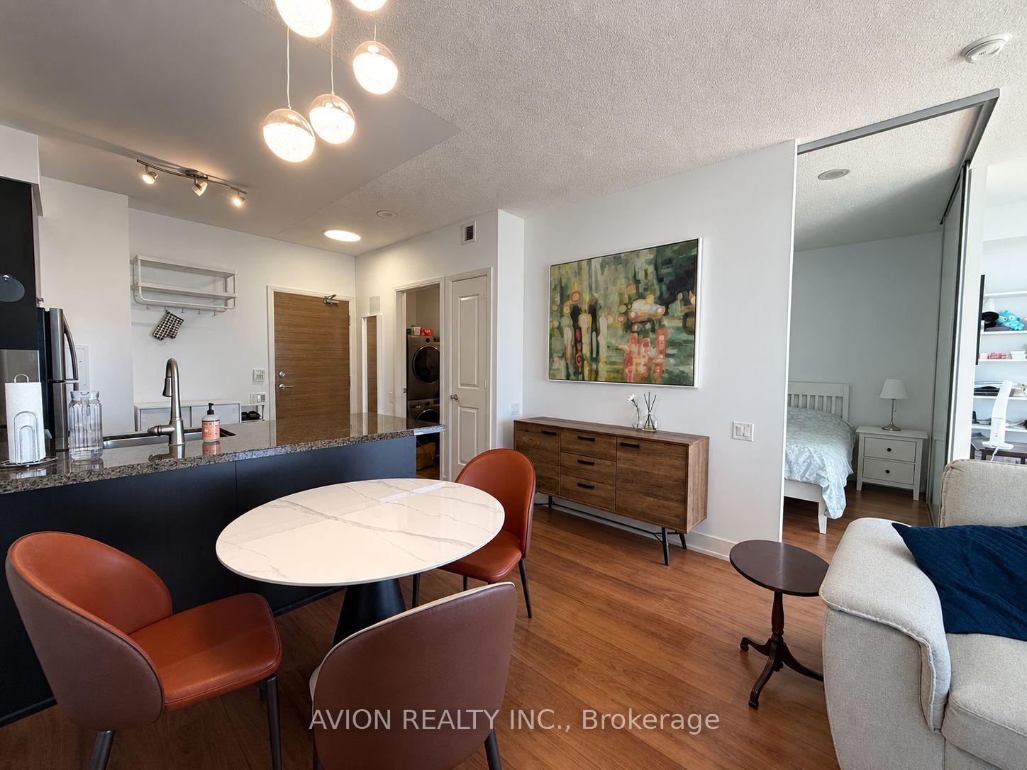 Photo 7 of Unit 2411, 23 Sheppard Avenue E, North York, Willowdale East — HOMEH